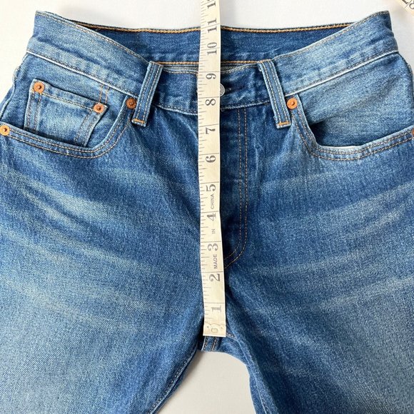 Levi's 501 Skinny Jeans Wear & Tear Wash Distressed Size 24 x 32 - Picture 10 of 15